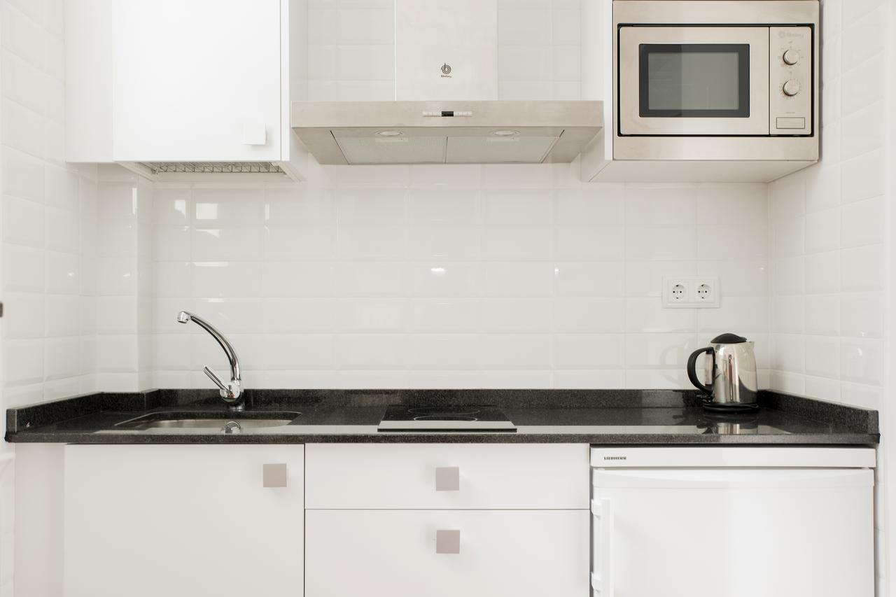 Apartamentos Sabinas El Pilar Zaragoza Dış mekan fotoğraf