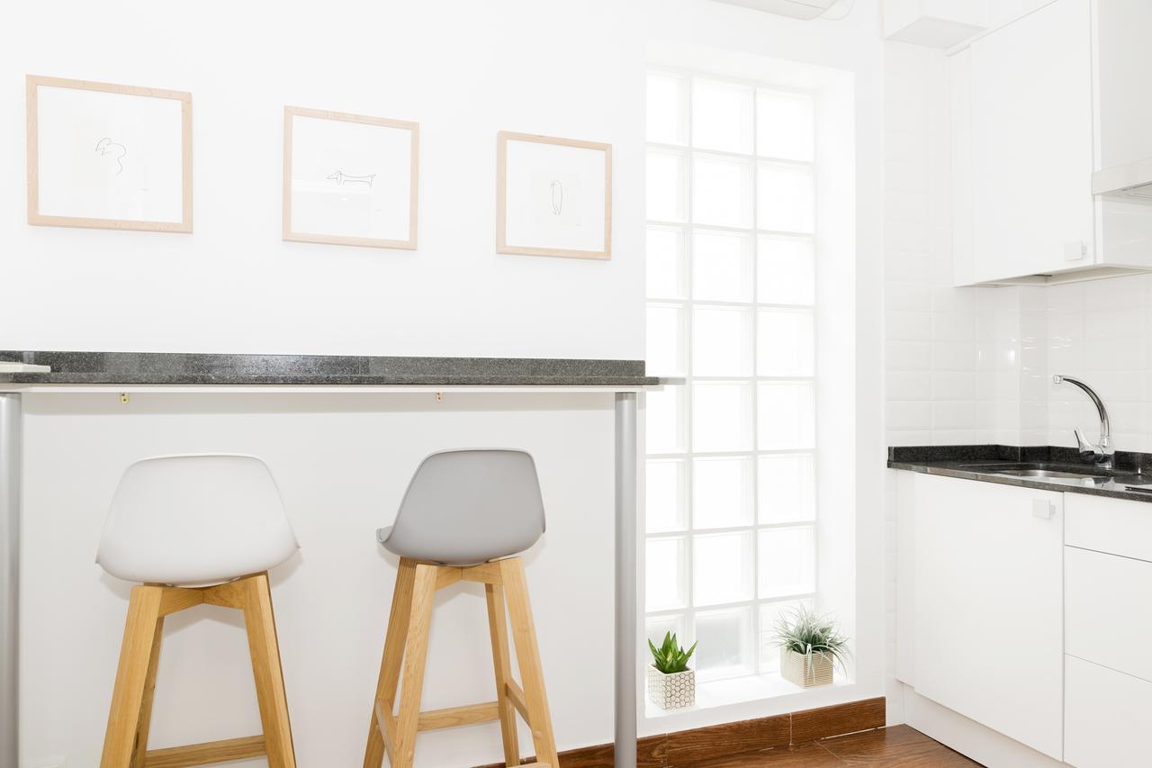 Apartamentos Sabinas El Pilar Zaragoza Dış mekan fotoğraf